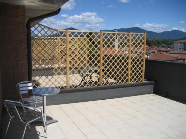 Residence Sport & Benessere Brebbia Bagian luar foto