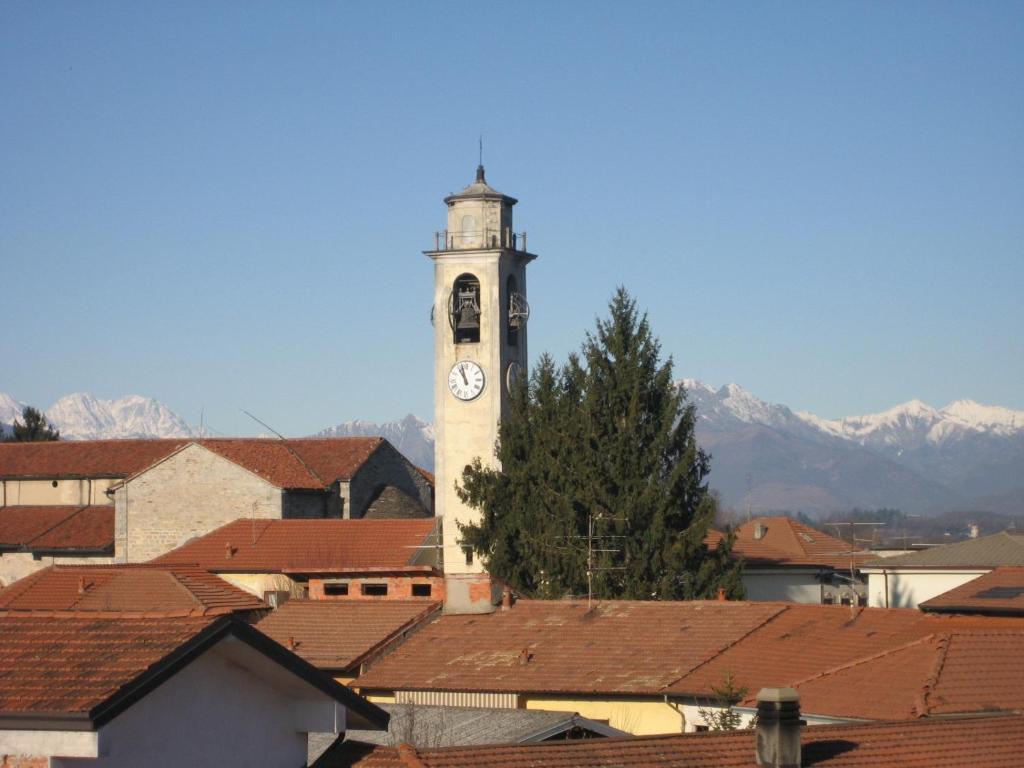 Residence Sport & Benessere Brebbia Bagian luar foto